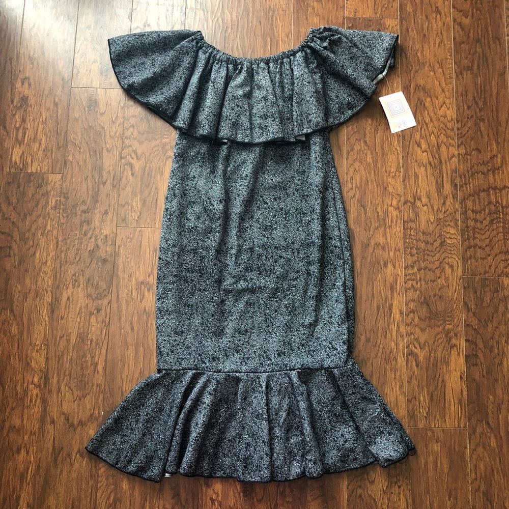 NWT Lularoe Cici Black and White